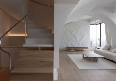 Cải tạo căn hộ duplex như hang động mặt trăng view sông Sài Gòn