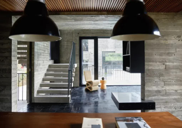 Hai chị em bỏ phố về quê, dùng 7 tỷ đồng để xây nhà mới cho bố mẹ